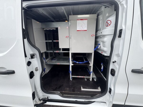 Used Vauxhall Vivaro 2018 for sale - 76080923: Photo 31