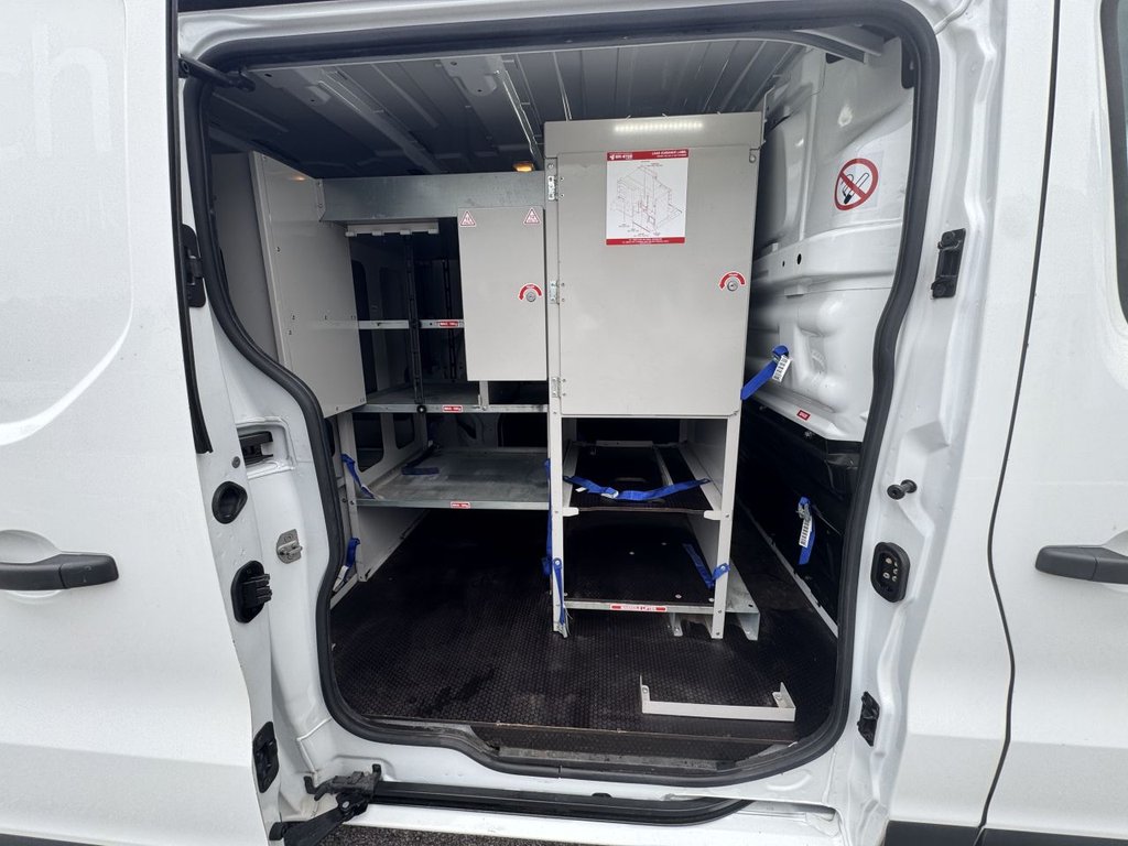 Used Vauxhall Vivaro 2018 for sale - 76080923: Photo 32