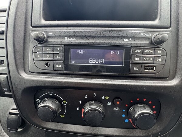 Used Vauxhall Vivaro 2018 for sale - 76080923: Photo 44