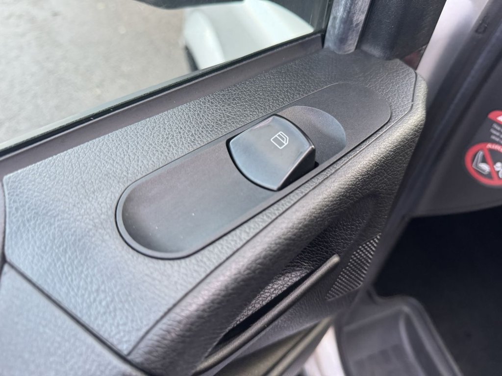 Used Mercedes-Benz Vito 2014 for sale - 76985896: Photo 40