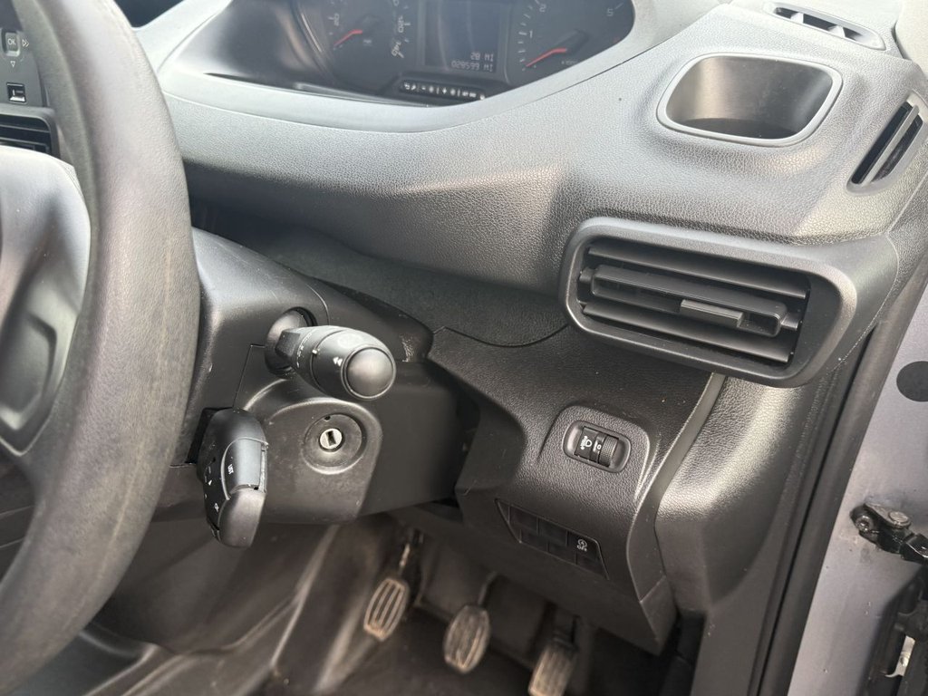 Used Peugeot Partner 2020 for sale - 77370150: Photo 25