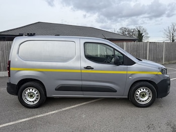 Used Peugeot Partner 2020 for sale - 77370150: Photo