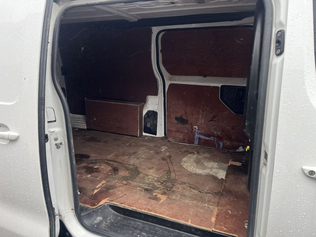 Used Vauxhall Vivaro 2020 for sale - 77293161: Photo 19