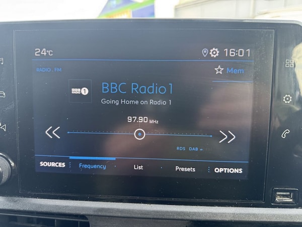 Used Peugeot Partner 2020 for sale - 75653931: Photo 44