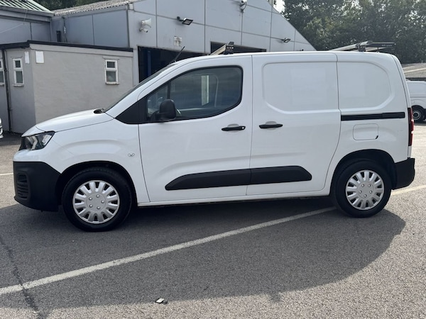 Used Peugeot Partner 2020 for sale - 75653931: Photo 7