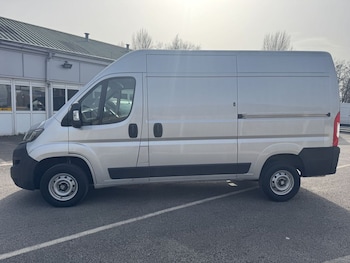 Used Peugeot Boxer 2018 for sale - 77609140: Photo