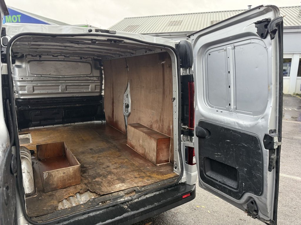 Used Vauxhall Vivaro 2018 for sale - 76445772: Photo 7
