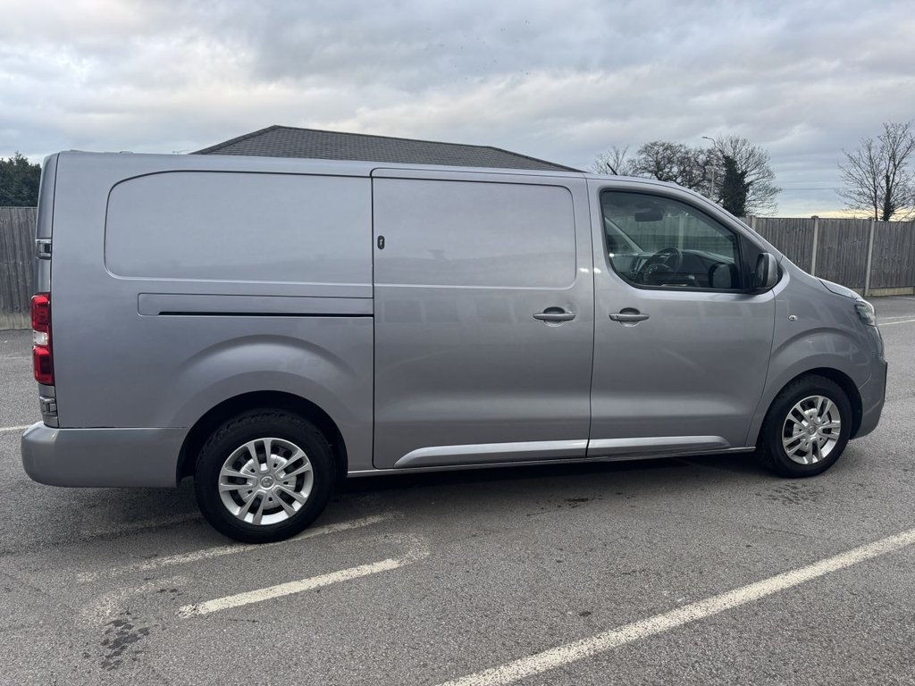 Used Vauxhall Vivaro 2021 for sale - 77609141: Photo 13