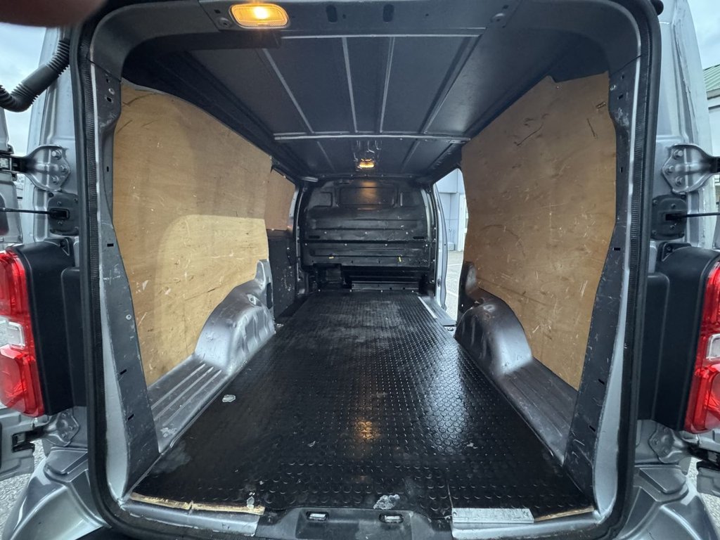 Used Vauxhall Vivaro 2021 for sale - 77609141: Photo 32