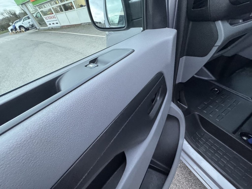 Used Vauxhall Vivaro 2021 for sale - 77609141: Photo 44