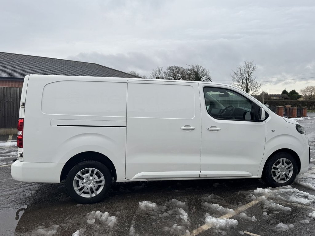 Used Vauxhall Vivaro 2019 for sale - 77153420: Photo 12
