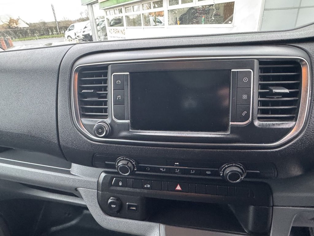 Used Vauxhall Vivaro 2019 for sale - 77153420: Photo 18