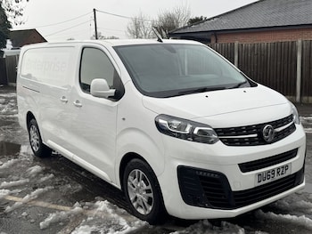Vauxhall Vivaro feature image