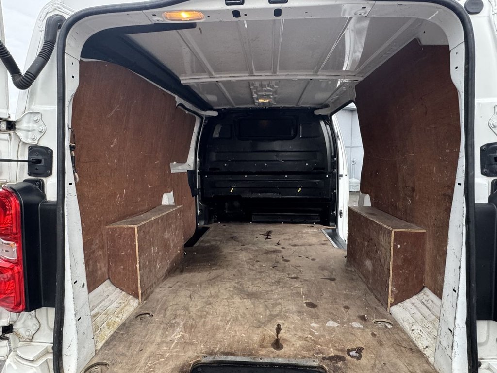 Used Vauxhall Vivaro 2019 for sale - 77153420: Photo 28