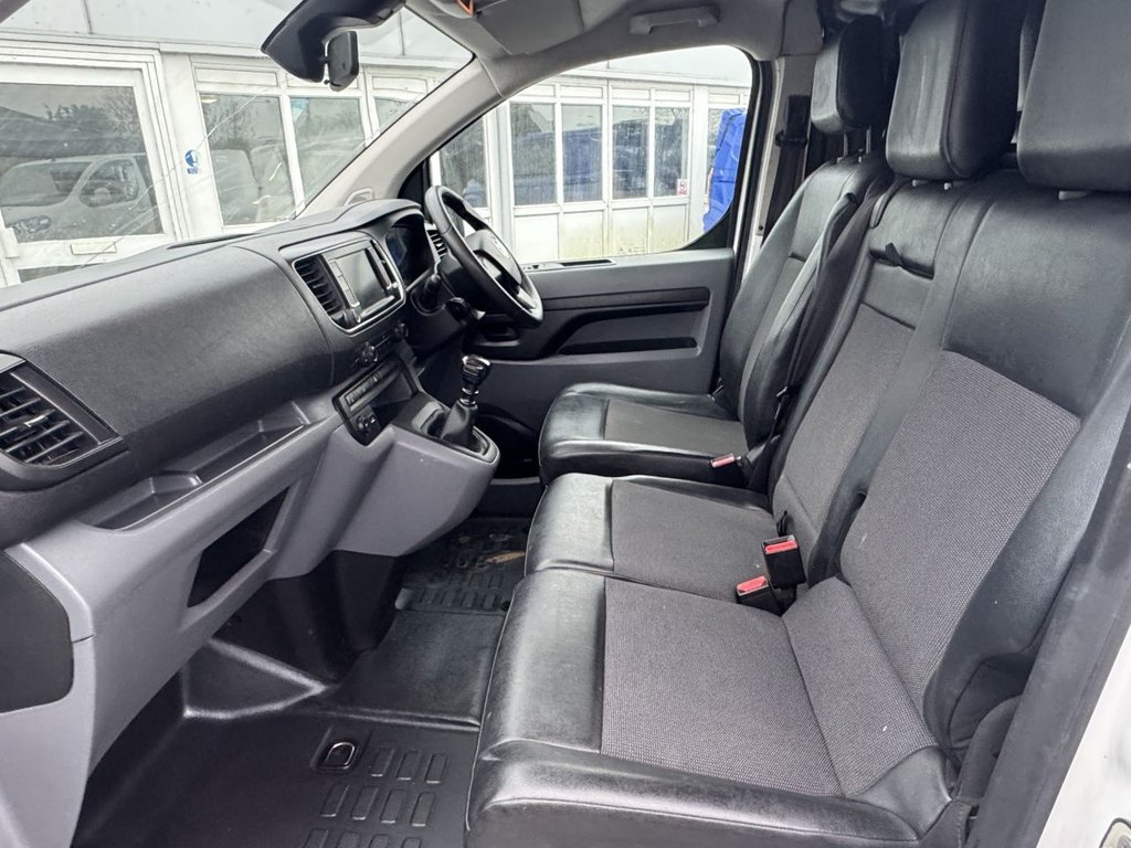 Used Vauxhall Vivaro 2019 for sale - 77153420: Photo 32