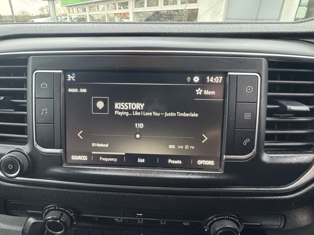 Used Vauxhall Vivaro 2019 for sale - 77153420: Photo 36