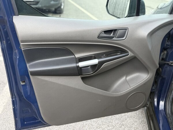Used Ford Transit Connect 2020 for sale - 74390946: Photo 19