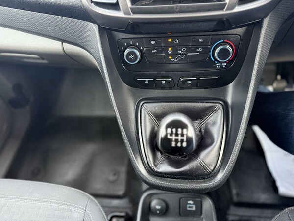 Used Ford Transit Connect 2020 for sale - 74390946: Photo 32