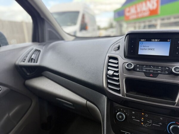 Used Ford Transit Connect 2020 for sale - 74390946: Photo 33
