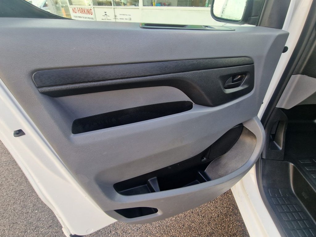 Used Vauxhall Vivaro 2021 for sale - 77293164: Photo 32