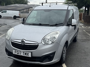 Used Vauxhall Combo 2017 for sale - 75335755: Photo