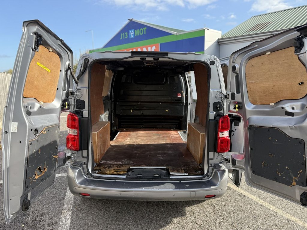 Used Vauxhall Vivaro 2020 for sale - 76469742: Photo 7