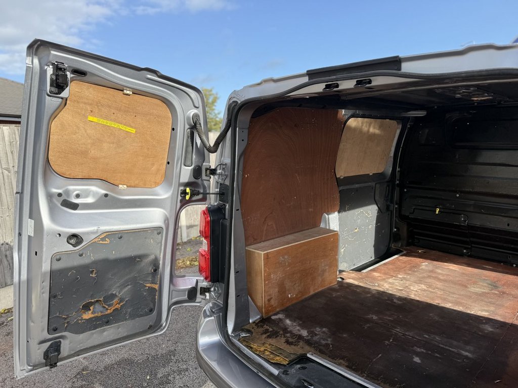 Used Vauxhall Vivaro 2020 for sale - 76469742: Photo 8