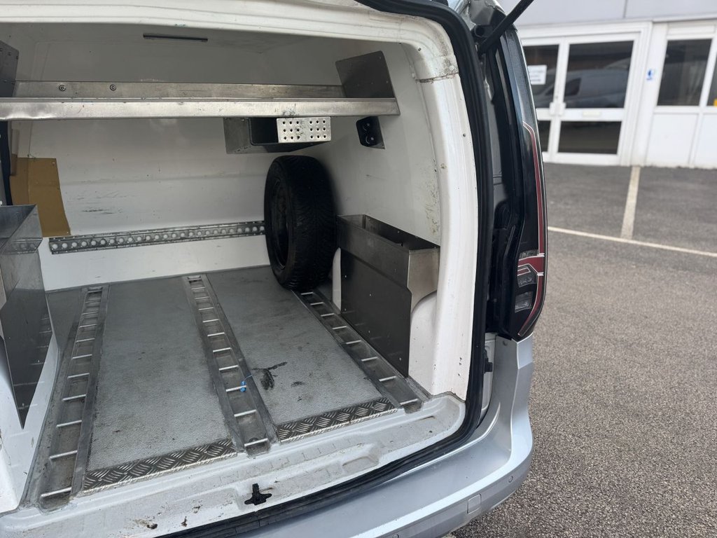 Used Volkswagen Caddy 2022 for sale - 76210488: Photo 39