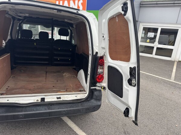 Used Citroen Berlingo 2018 for sale - 76210465: Photo 24