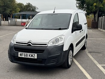 Used Citroen Berlingo 2018 for sale - 76210465: Photo 2