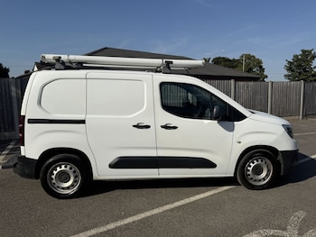 Used Vauxhall Combo 2019 for sale - 79517829: Photo