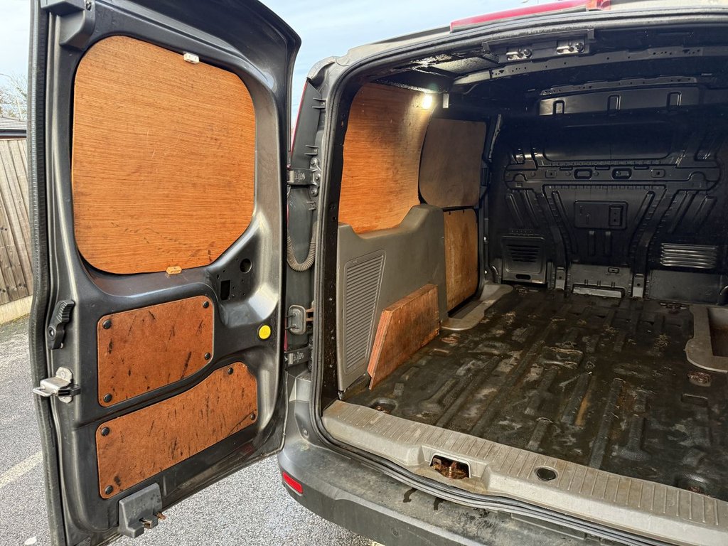 Used Ford Transit Connect 2020 for sale - 77200598: Photo 8