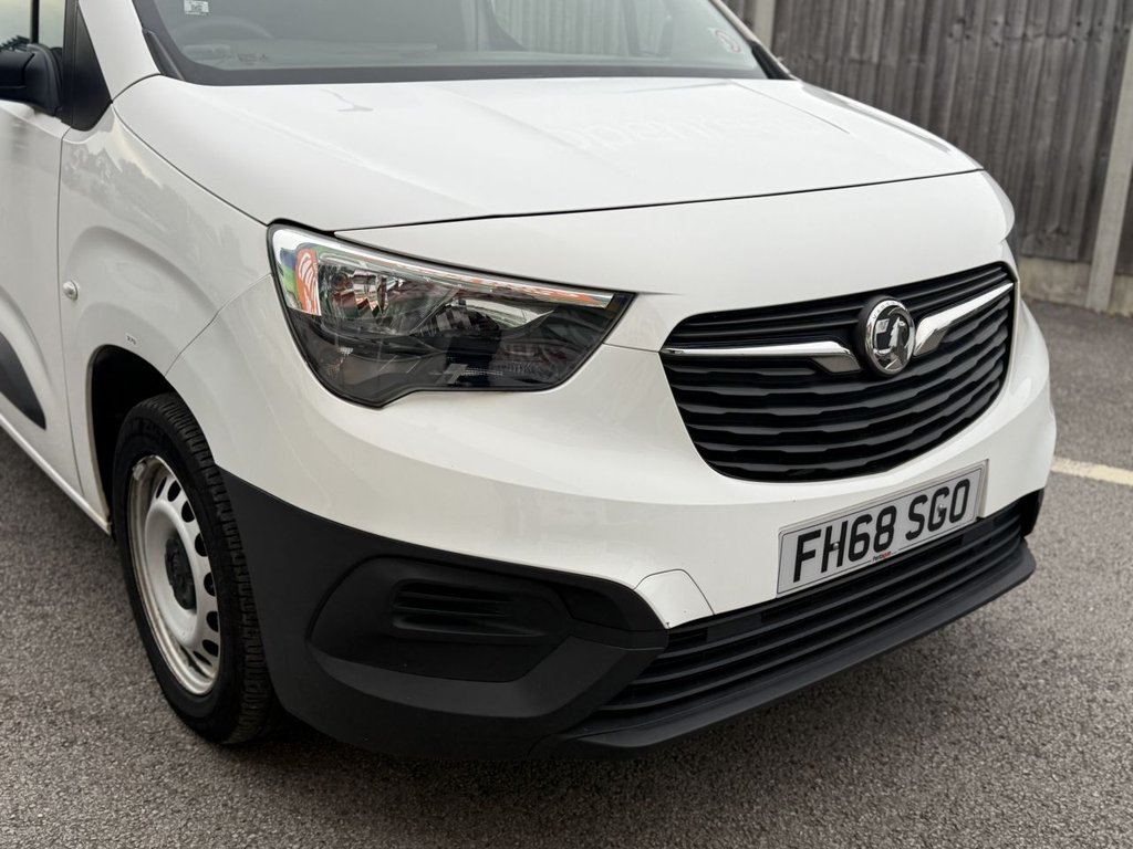 Used Vauxhall Combo 2019 for sale - 76118929: Photo 16