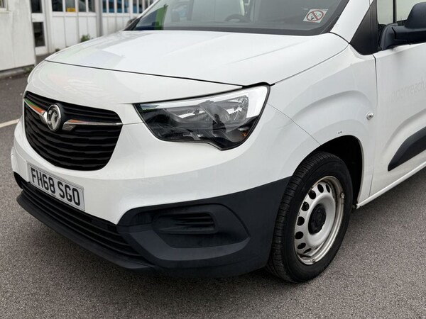 Used Vauxhall Combo 2019 for sale - 76118929: Photo 16