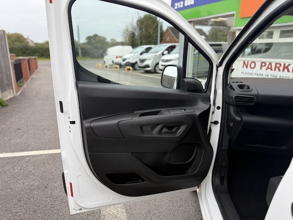 Used Vauxhall Combo 2019 for sale - 76118929: Photo 17