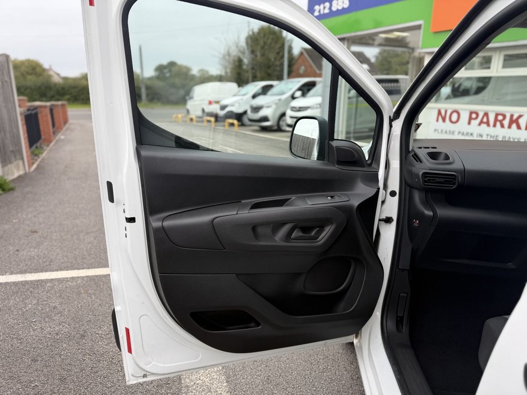 Used Vauxhall Combo 2019 for sale - 76118929: Photo 18