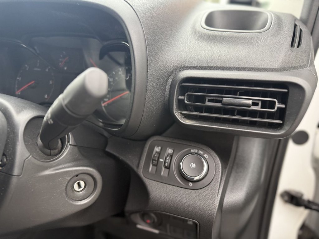 Used Vauxhall Combo 2019 for sale - 76118929: Photo 26