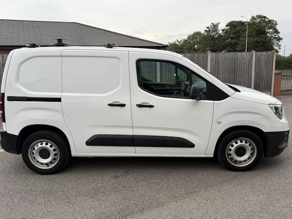Used Vauxhall Combo 2019 for sale - 76118929: Photo 2