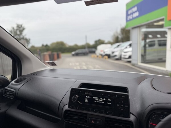 Used Vauxhall Combo 2019 for sale - 76118929: Photo 31