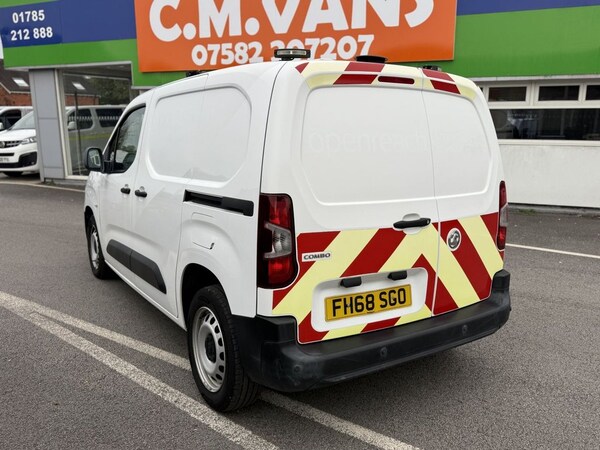Used Vauxhall Combo 2019 for sale - 76118929: Photo 6