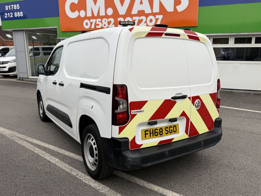Used Vauxhall Combo 2019 for sale - 76118929: Photo 7