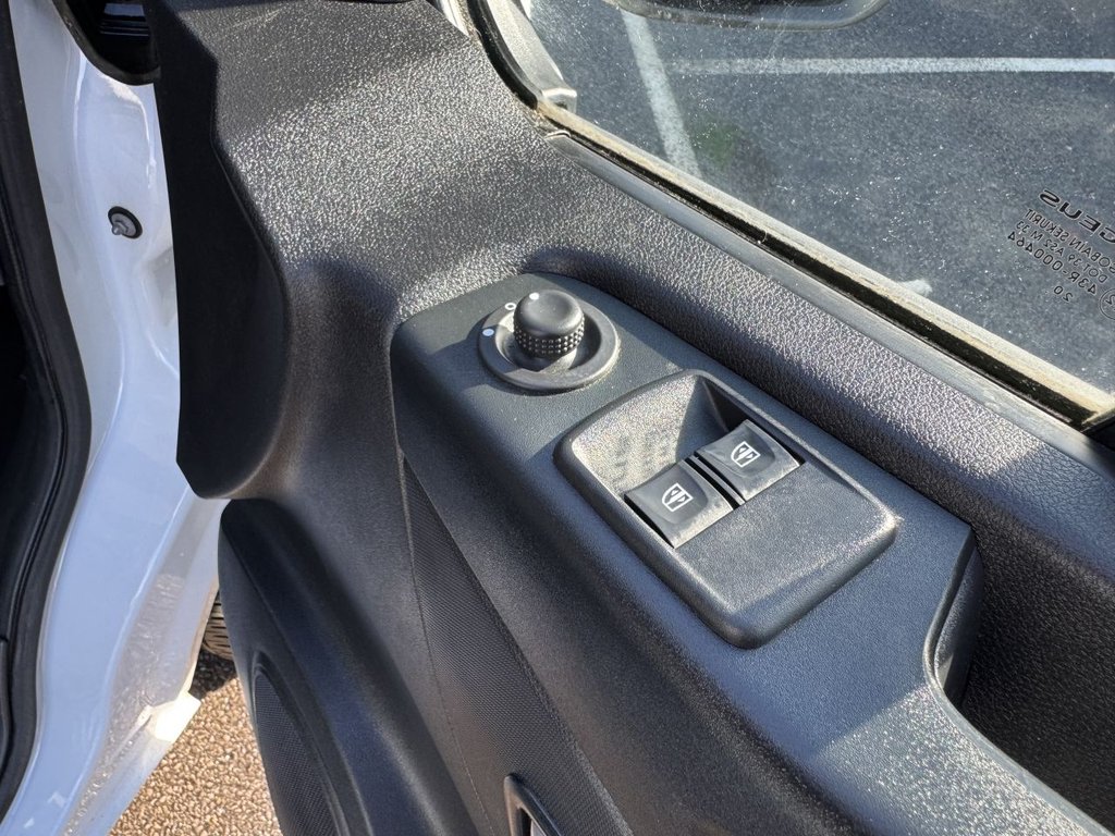 Used Nissan NV300 2020 for sale - 78029903: Photo 25