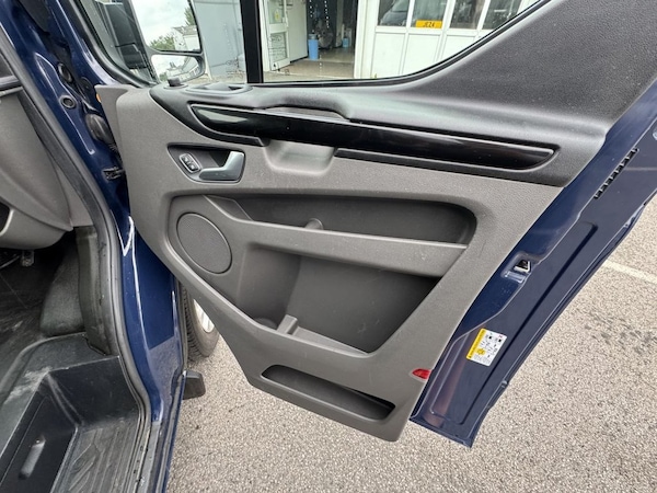 Used Ford Transit Custom 2021 for sale - 75028742: Photo 24