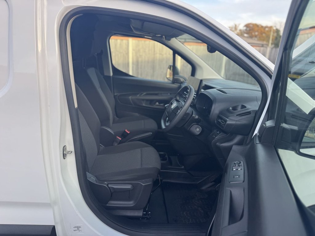 Used Vauxhall Combo 2024 for sale - 76496326: Photo 11