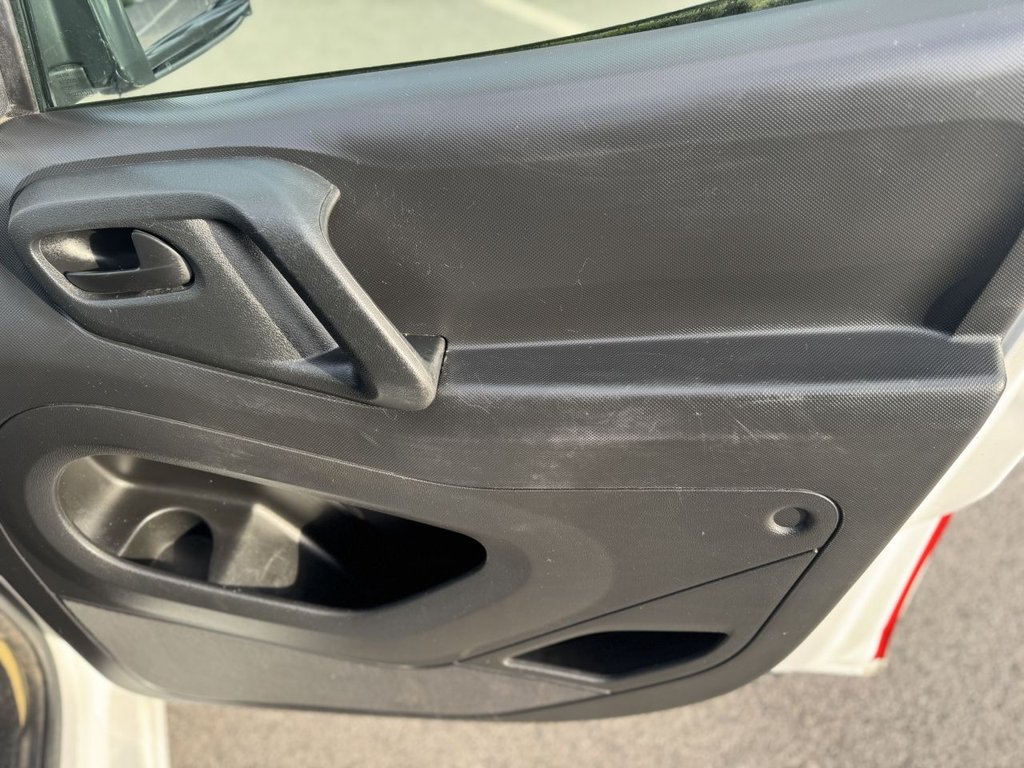 Used Citroen Berlingo 2018 for sale - 76210496: Photo 17