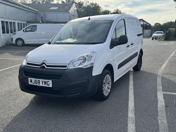 Used Citroen Berlingo 2018 for sale - 76210496: Photo