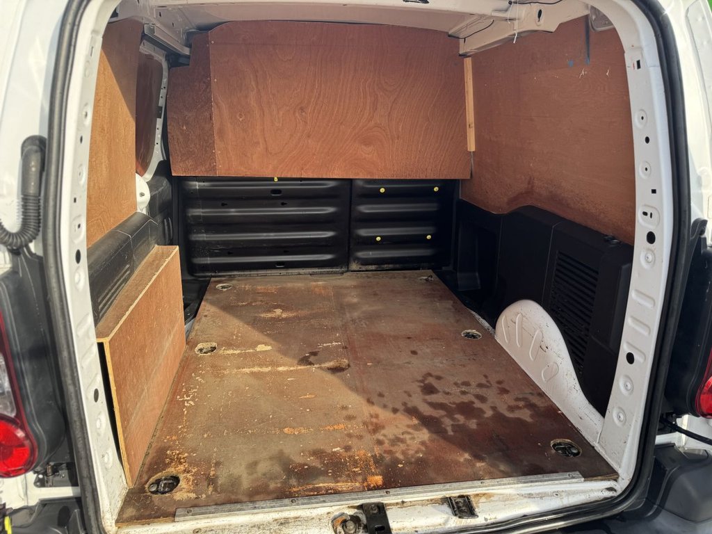 Used Citroen Berlingo 2018 for sale - 76210496: Photo 30