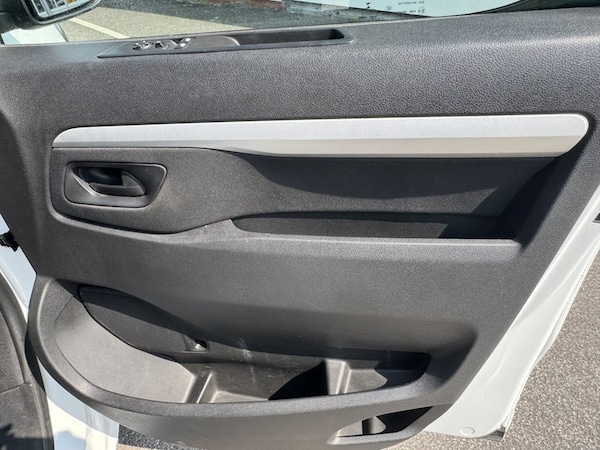 Used Vauxhall Vivaro 2021 for sale - 74986301: Photo 23