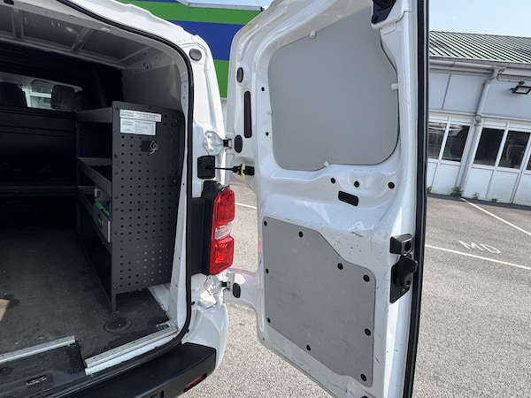 Used Vauxhall Vivaro 2021 for sale - 74986301: Photo 39