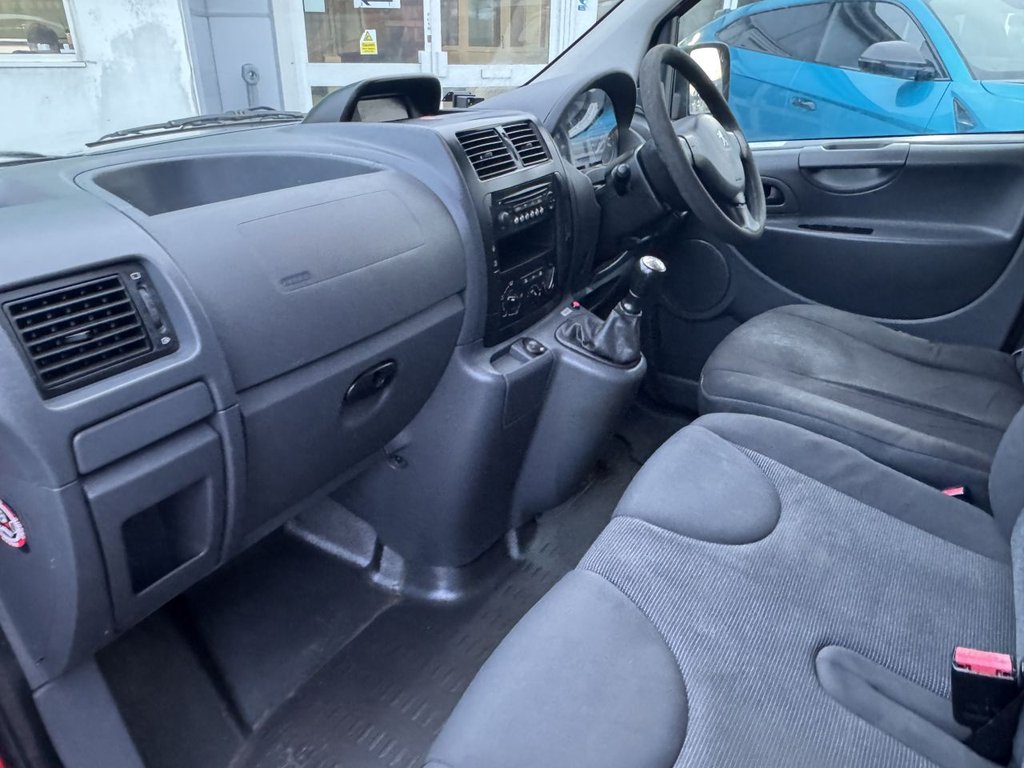 Used Peugeot Expert 2014 for sale - 77293187: Photo 29